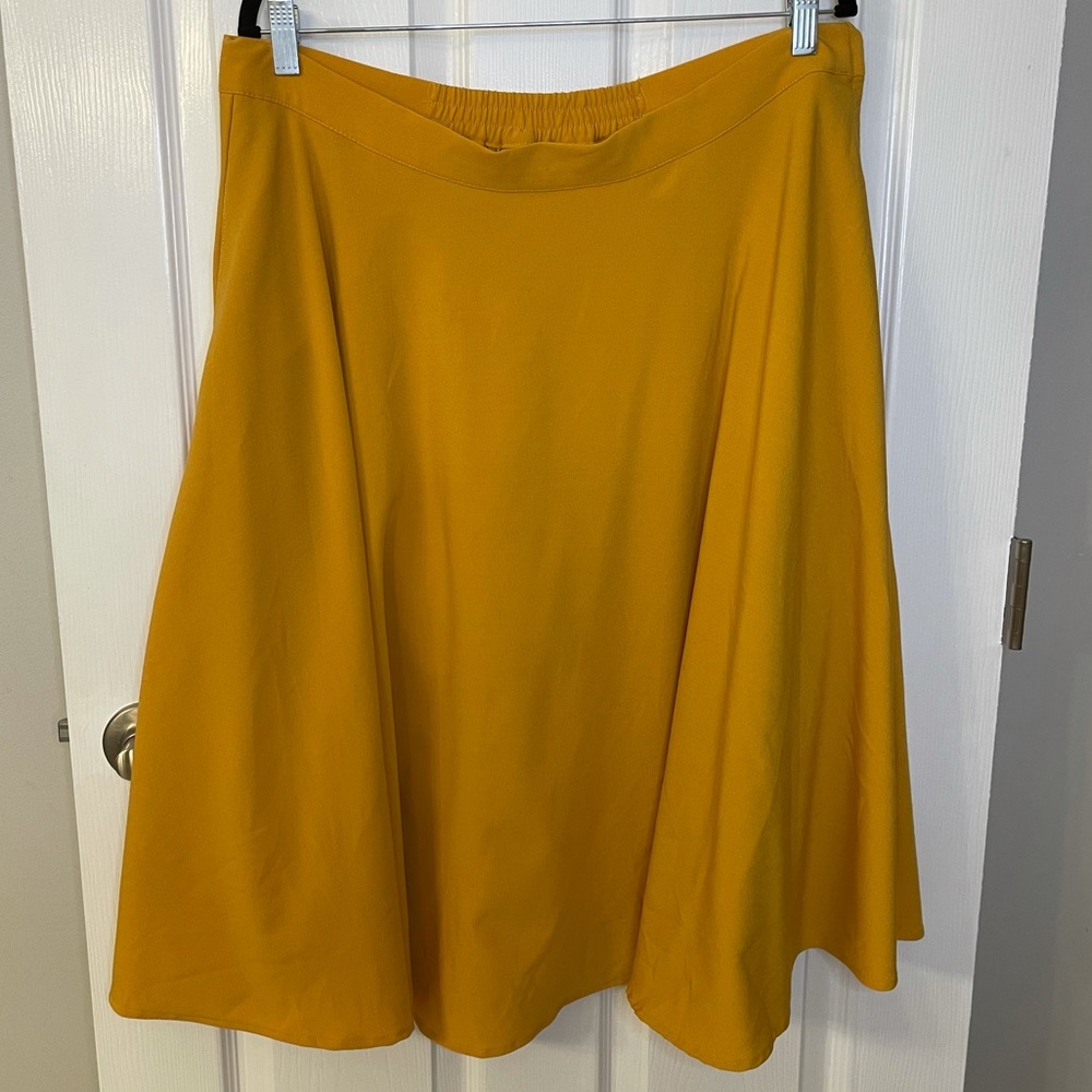 ModCloth Just This Sway A-Line Skirt